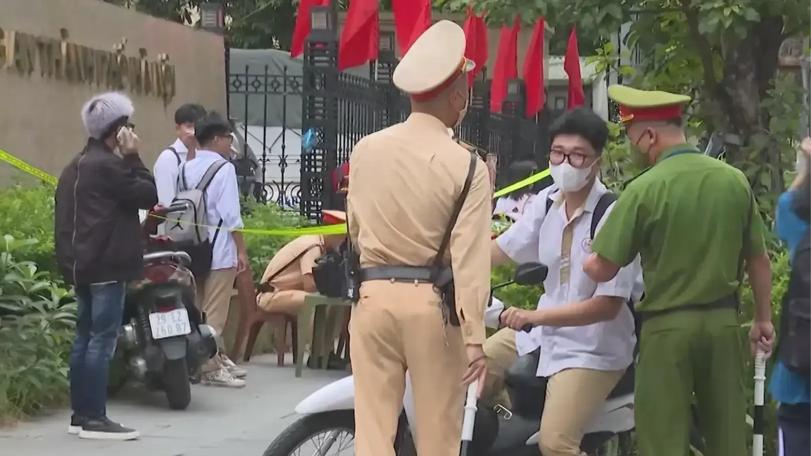 Xử lý hơn 1.600 học sinh vi phạm TTATGT